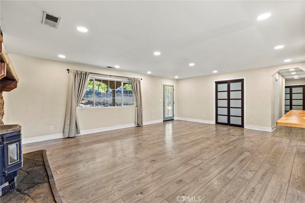 2681 Pinecrest Road