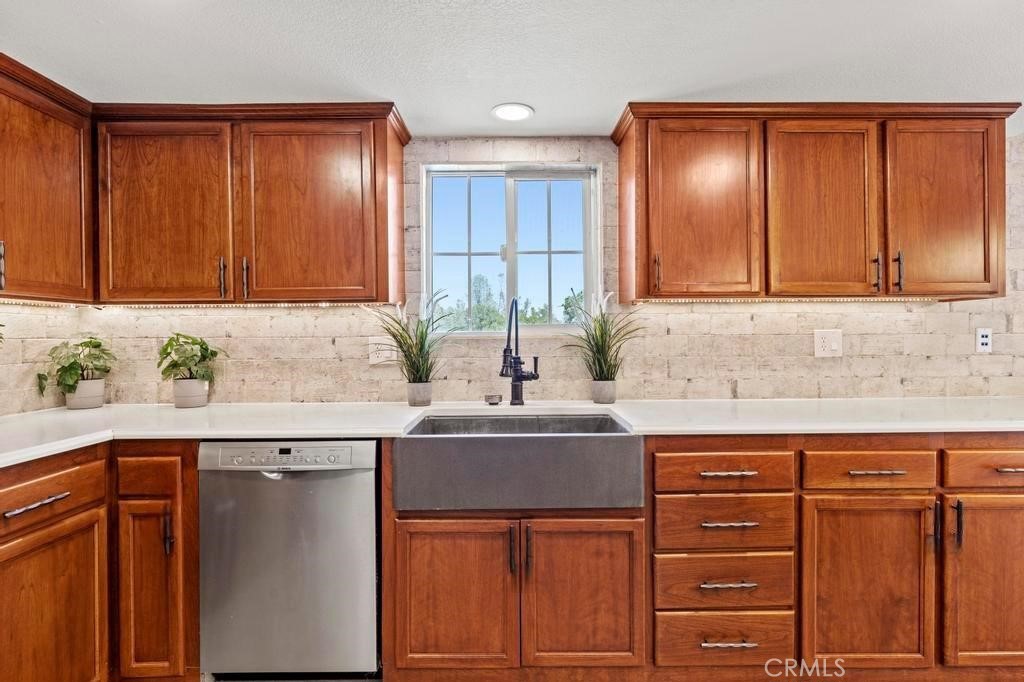 2681 Pinecrest Road