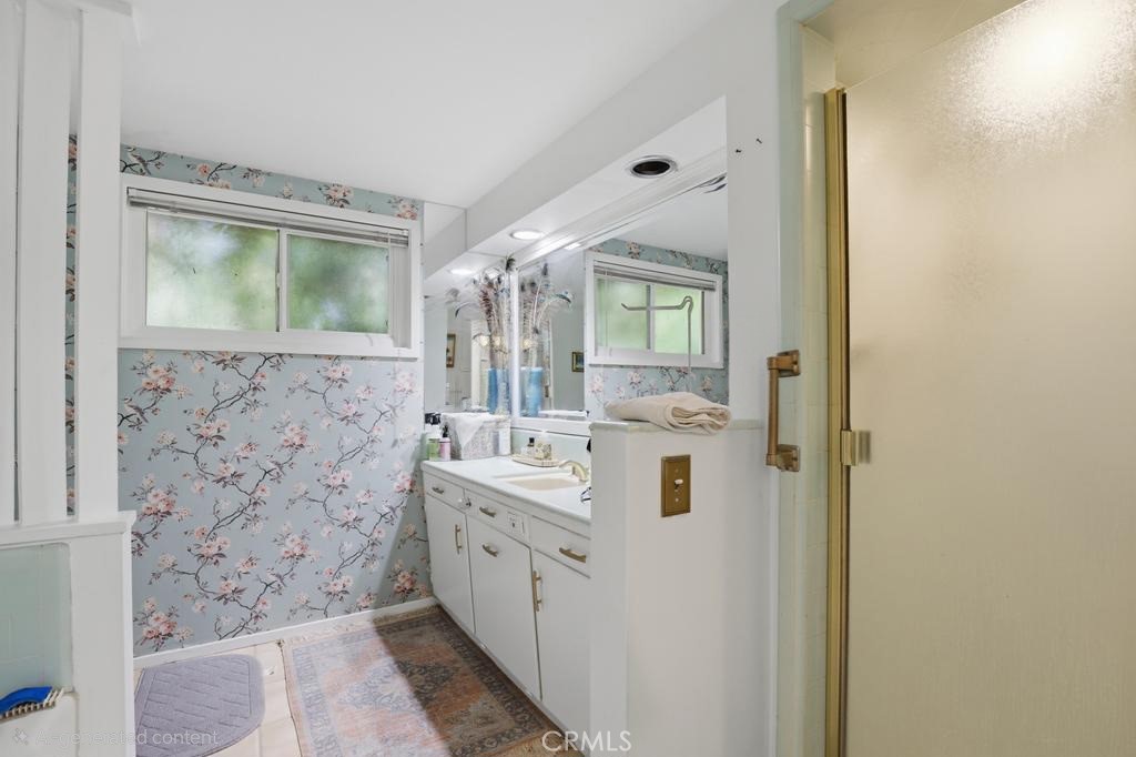 55 Pine Oaks Road