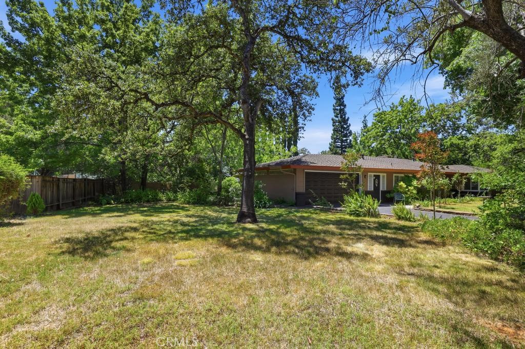 55 Pine Oaks Road