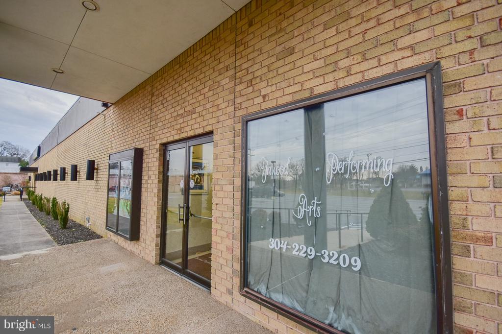 2249 - 2287 - 2297 HENSHAW ROAD