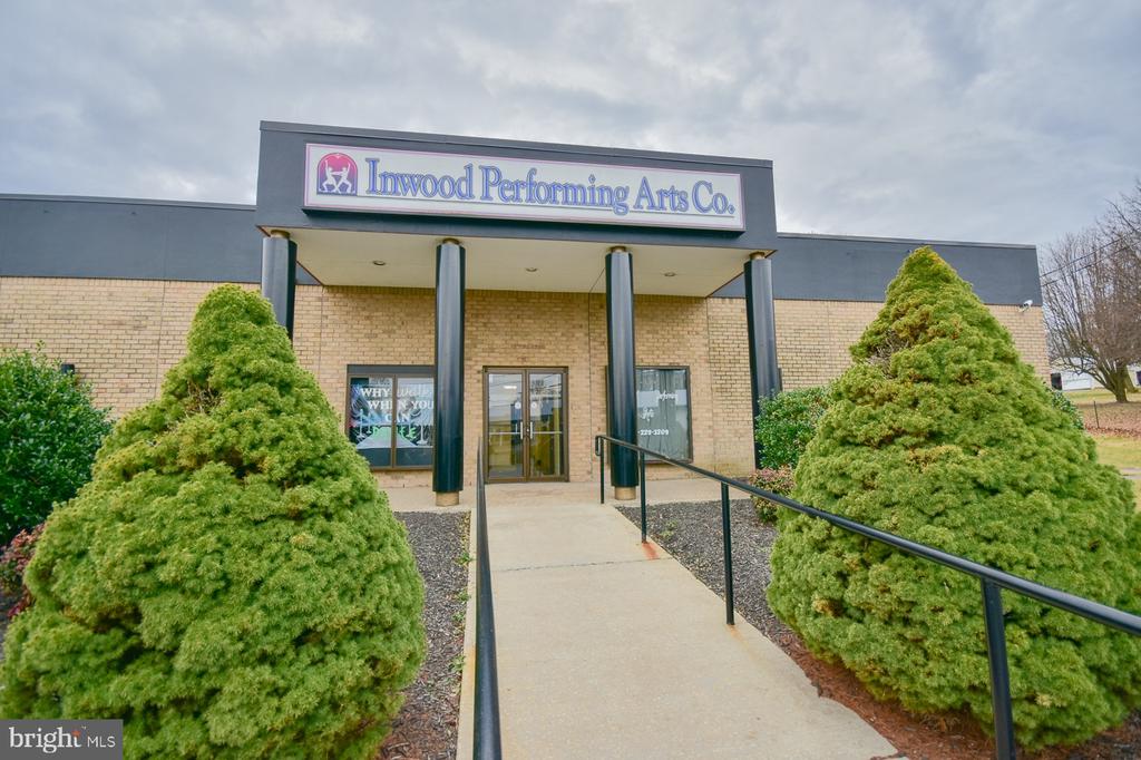 2249 - 2287 - 2297 HENSHAW ROAD
