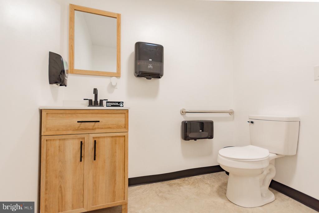 2249 - 2287 - 2297 HENSHAW ROAD