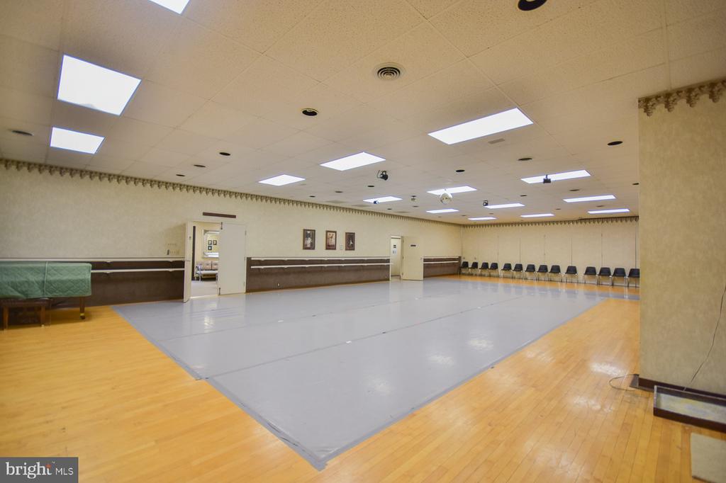 2249 - 2287 - 2297 HENSHAW ROAD