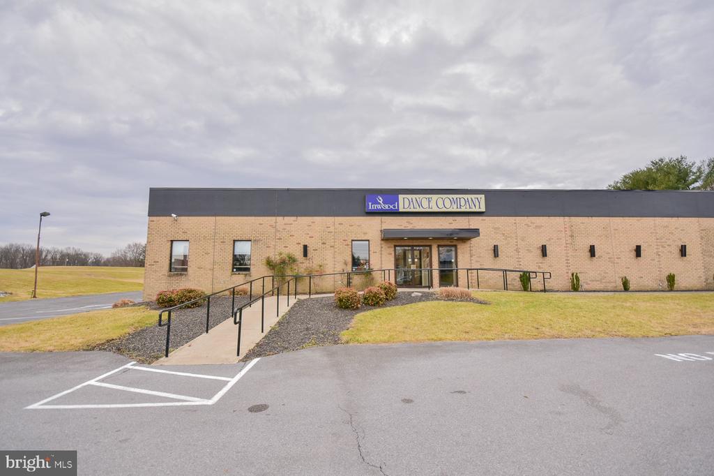 2249 - 2287 - 2297 HENSHAW ROAD