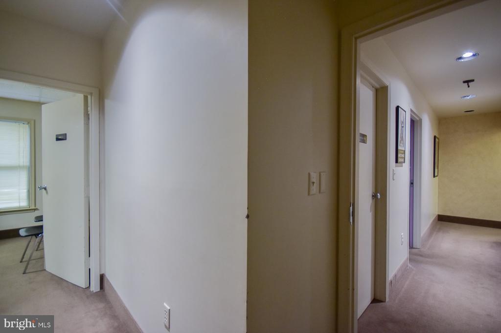 2249 - 2287 - 2297 HENSHAW ROAD