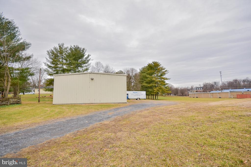 2249 - 2287 - 2297 HENSHAW ROAD