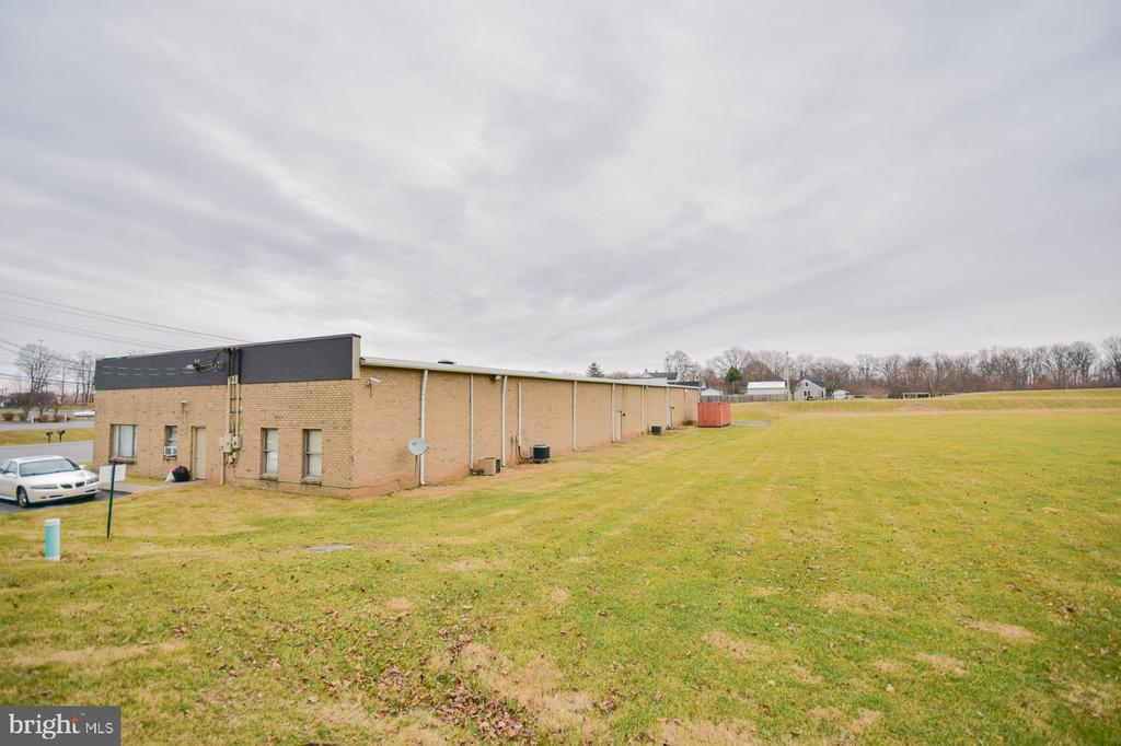 2249 - 2287 - 2297 HENSHAW ROAD