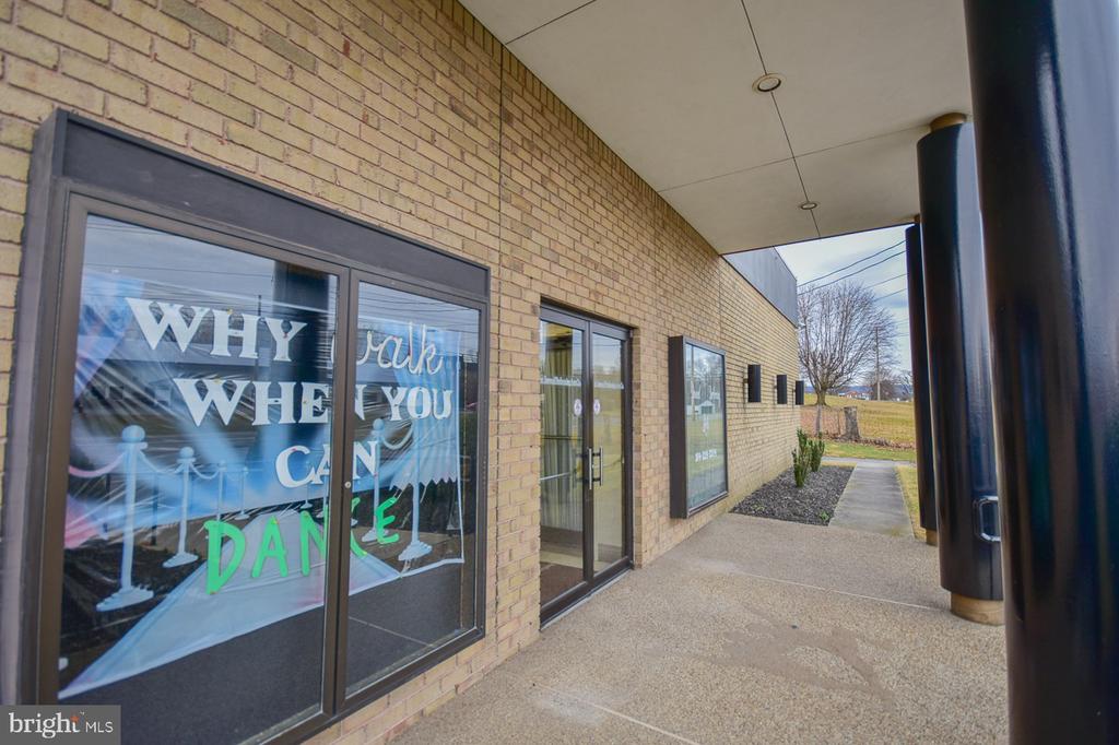 2249 - 2287 - 2297 HENSHAW ROAD
