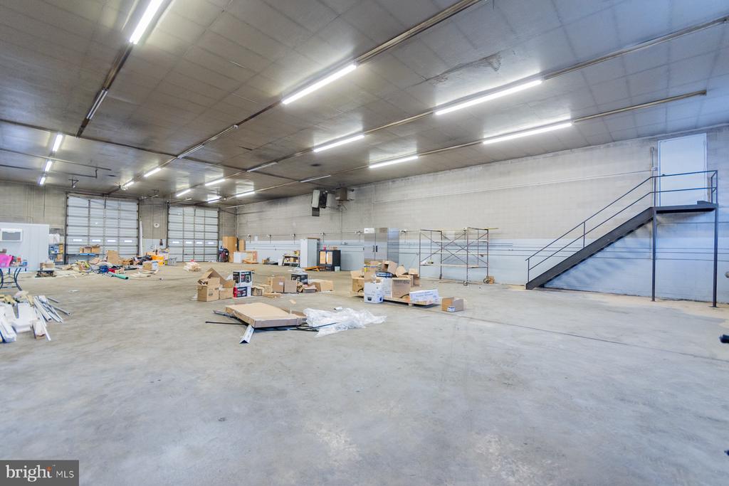 2249 - 2287 - 2297 HENSHAW ROAD