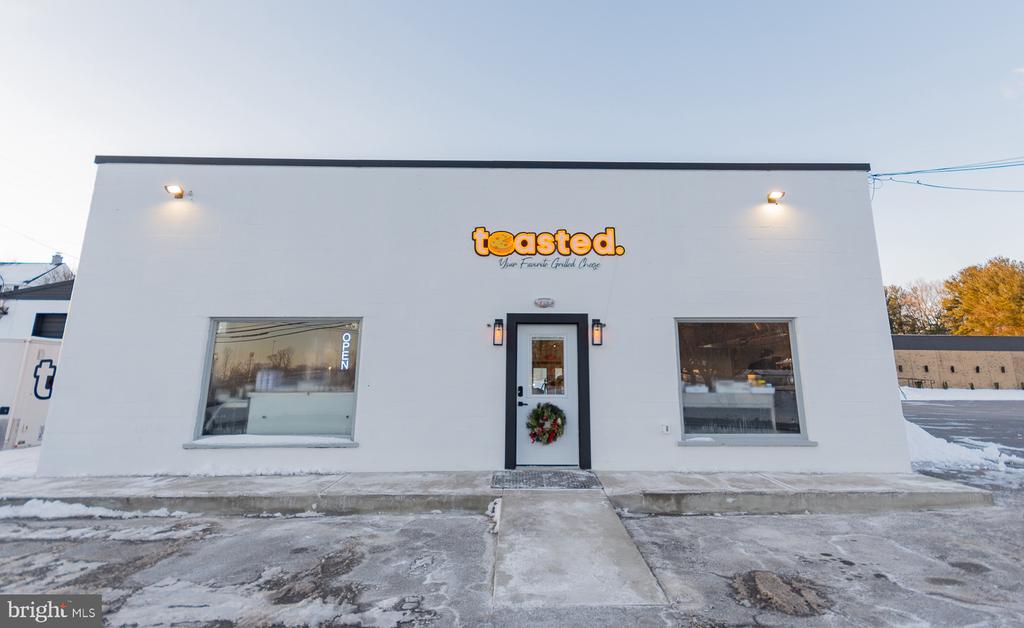2249 - 2287 - 2297 HENSHAW ROAD