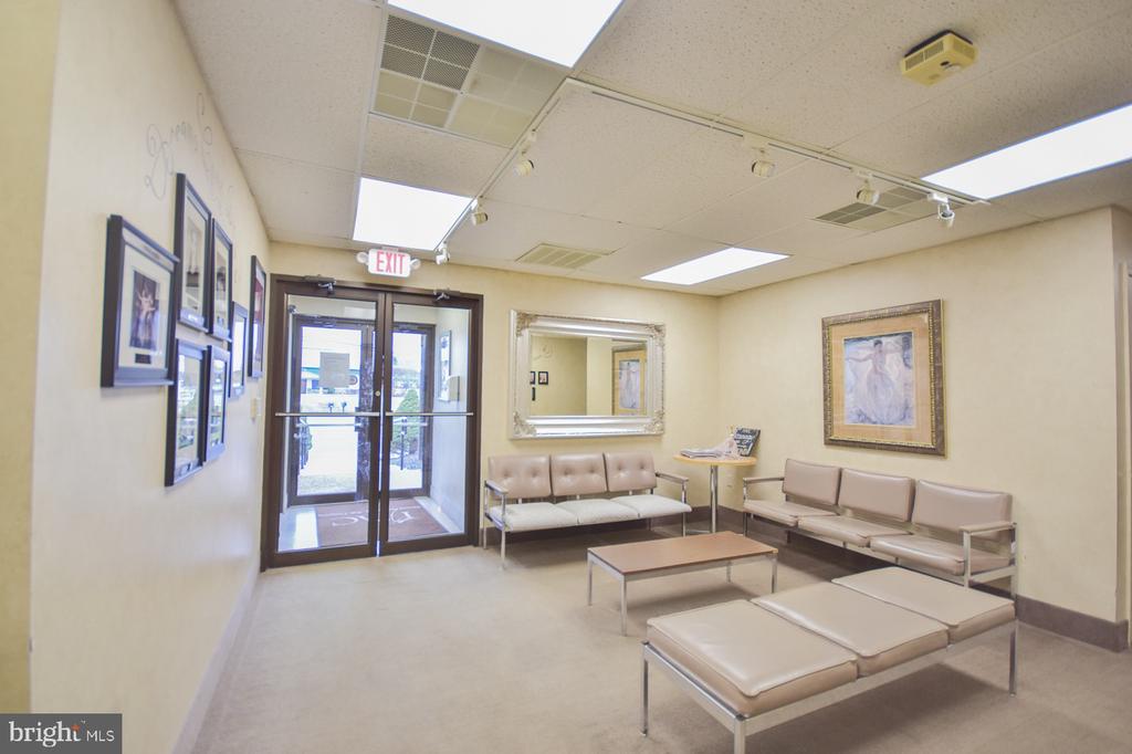 2249 - 2287 - 2297 HENSHAW ROAD