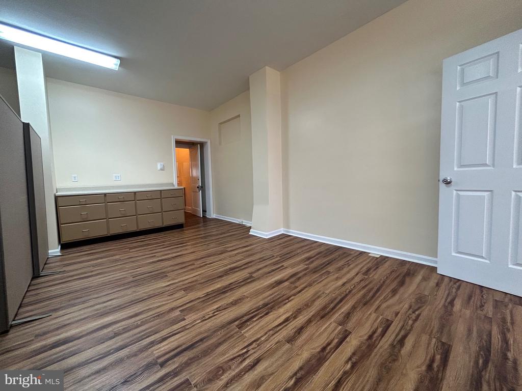 739 WINCHESTER AVENUE