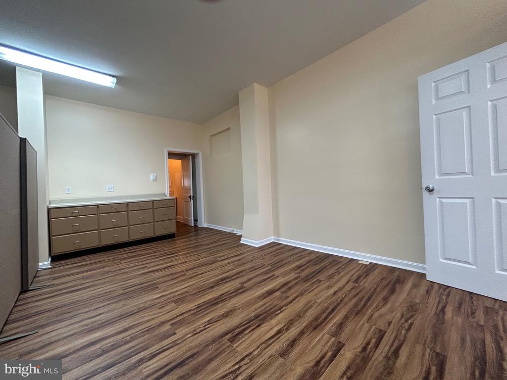 739 WINCHESTER AVENUE