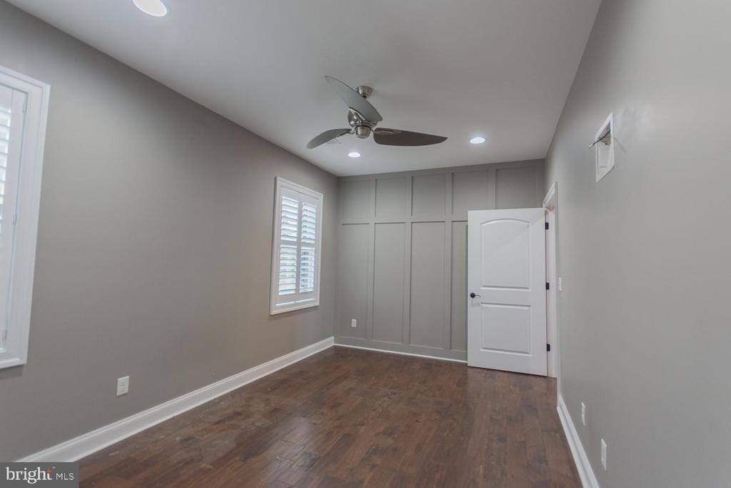 1643 VINEYARD ROAD