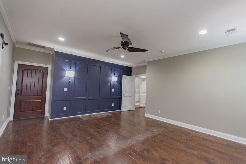 1643 VINEYARD ROAD
