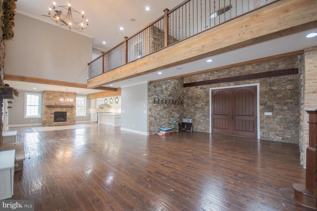 1643 VINEYARD ROAD