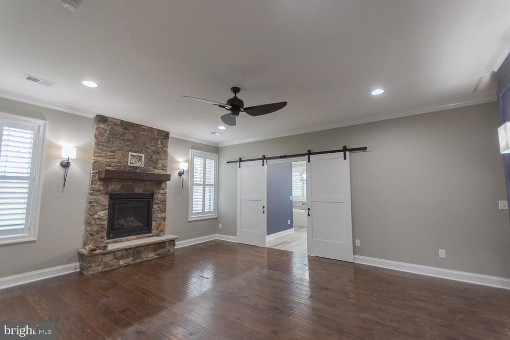 1643 VINEYARD ROAD