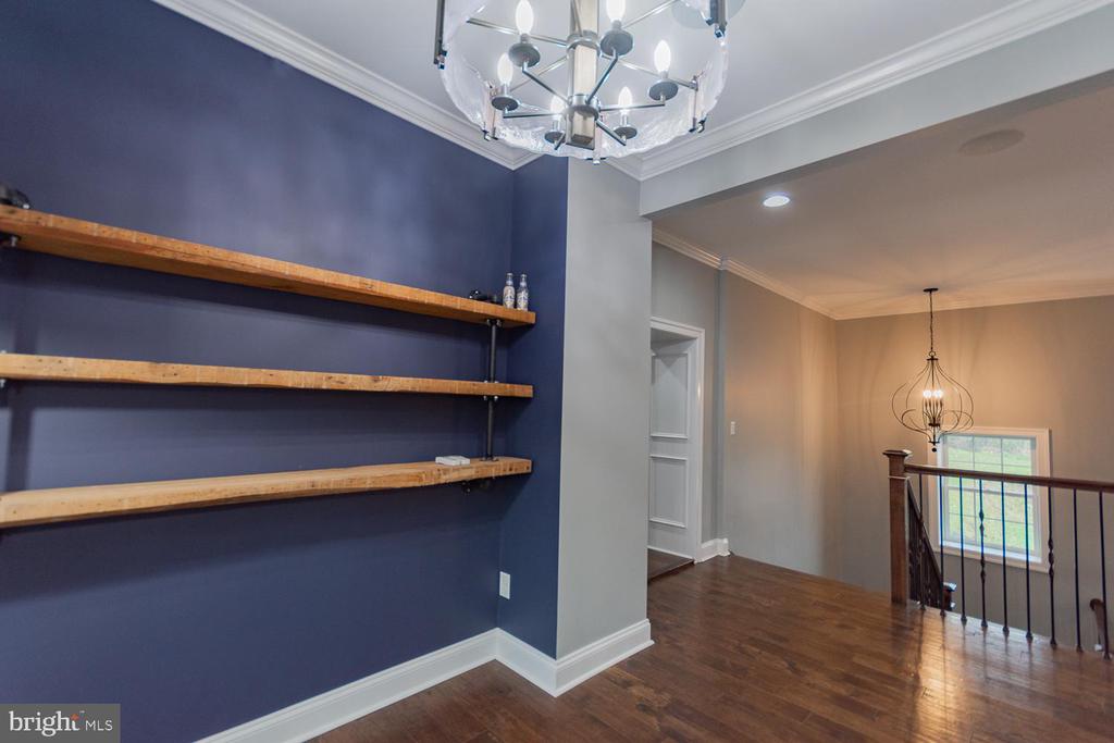 1643 VINEYARD ROAD