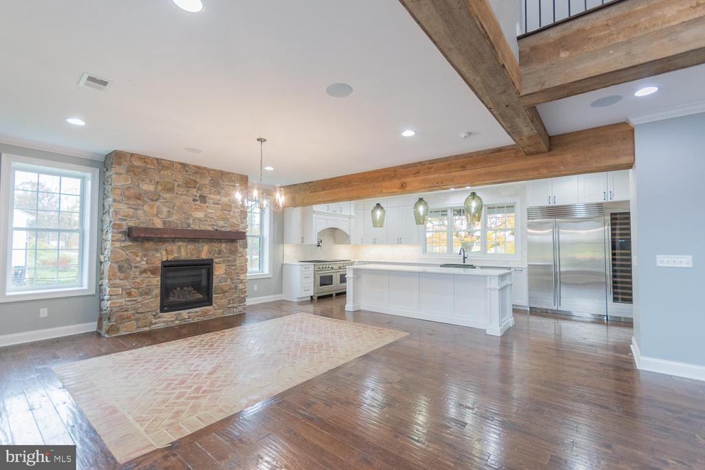 1643 VINEYARD ROAD