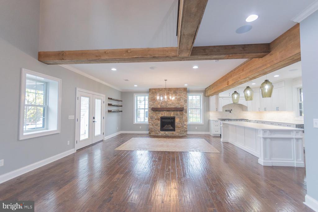 1643 VINEYARD ROAD