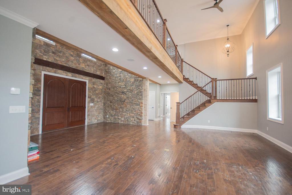 1643 VINEYARD ROAD