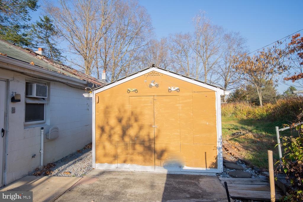 29 STEHLEY LANE