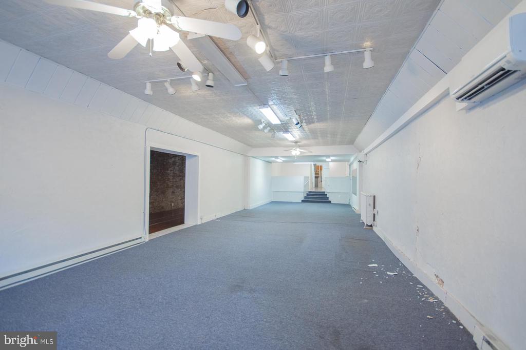 145 N QUEEN STREET