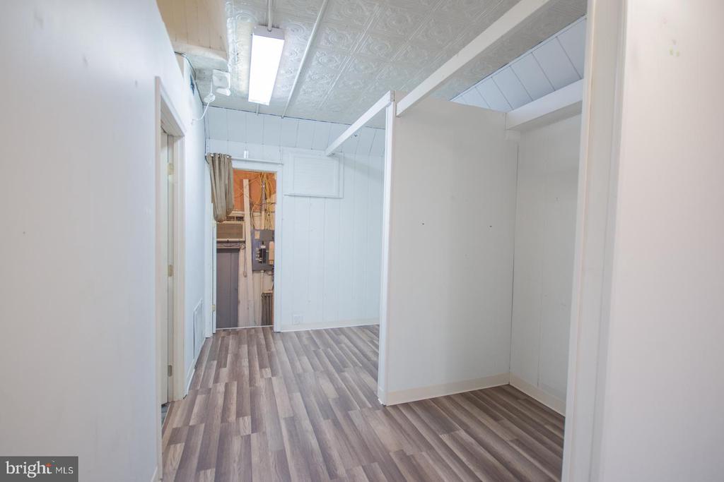 145 N QUEEN STREET