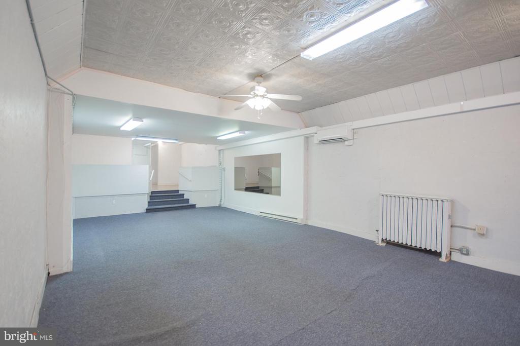 145 N QUEEN STREET