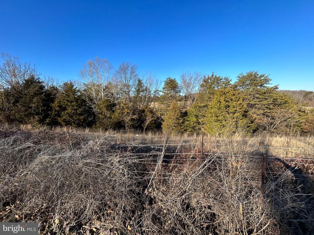 20.71 acres SULPHUR SPRINGS ROAD