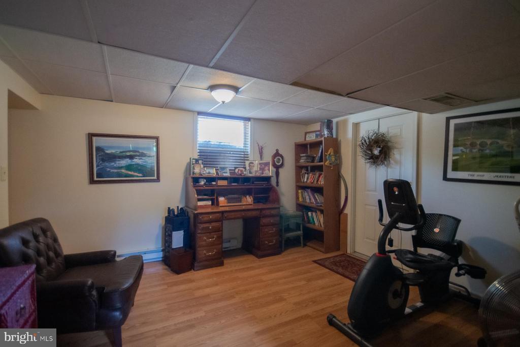 1623 LOST ROAD