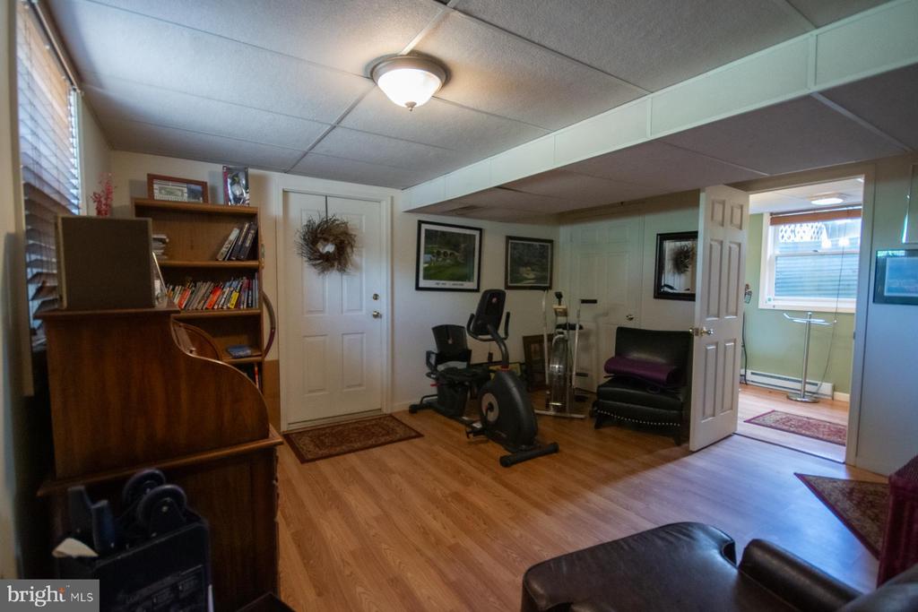 1623 LOST ROAD