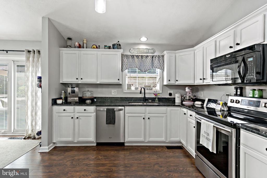 990 KILMER COURT
