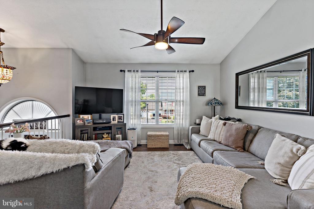 990 KILMER COURT