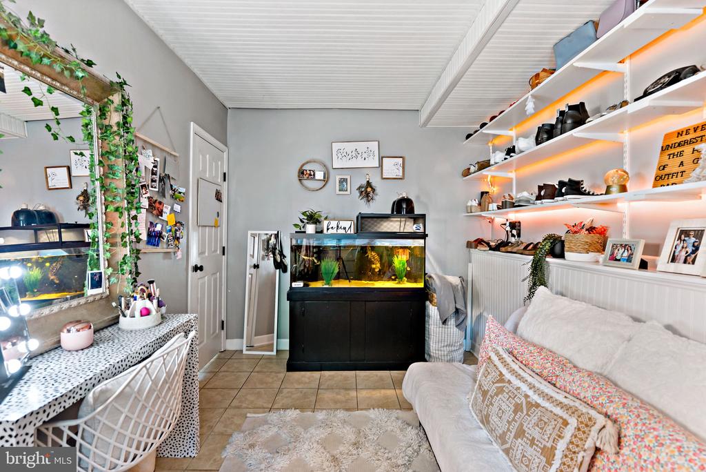 990 KILMER COURT