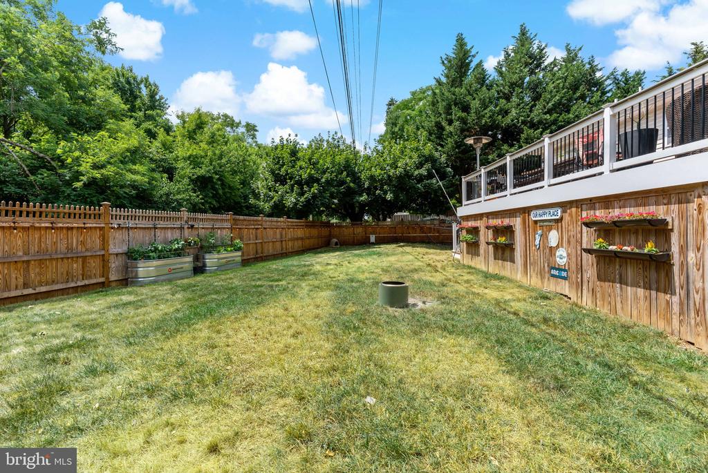 990 KILMER COURT