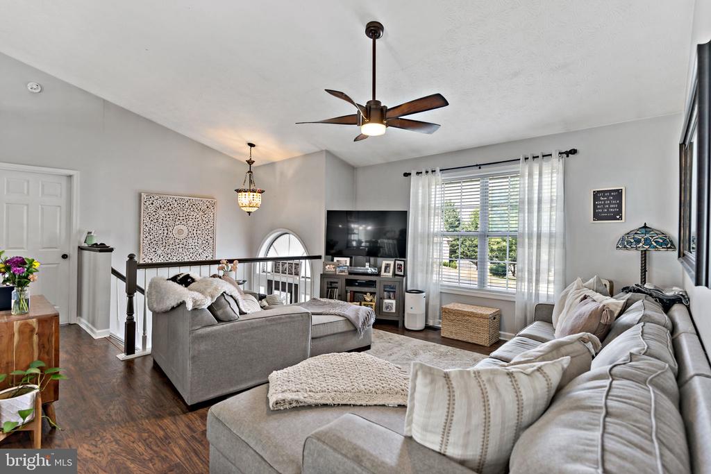 990 KILMER COURT