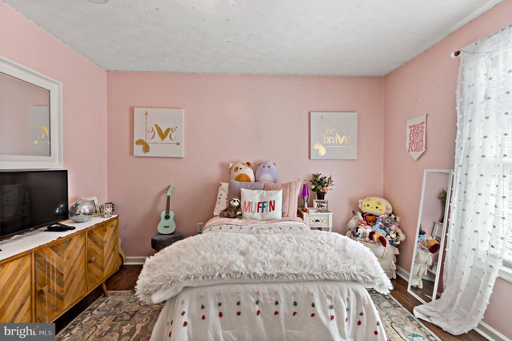990 KILMER COURT