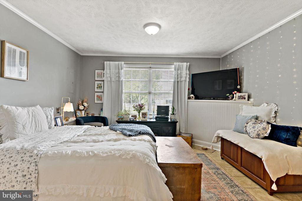 990 KILMER COURT