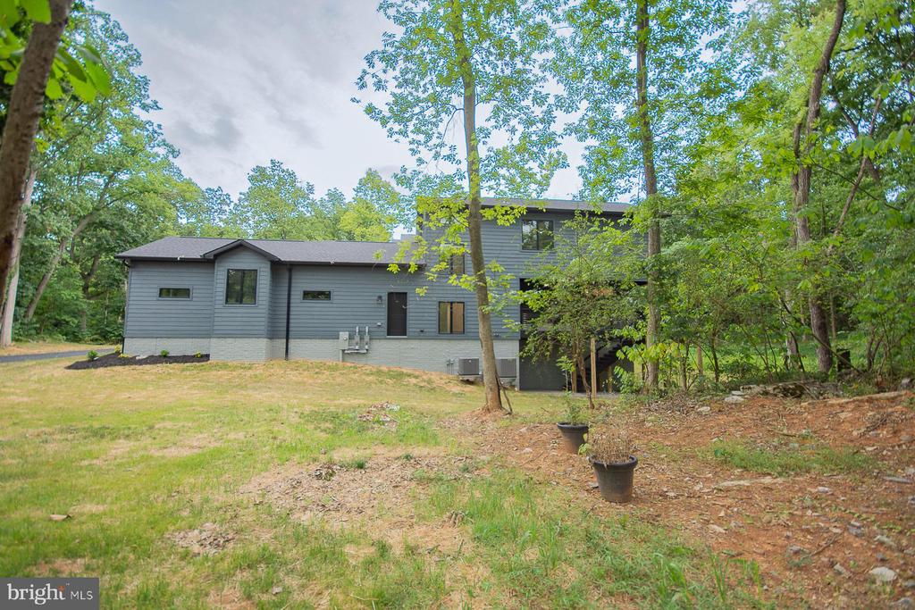 256 SWIFT RIVER WAY