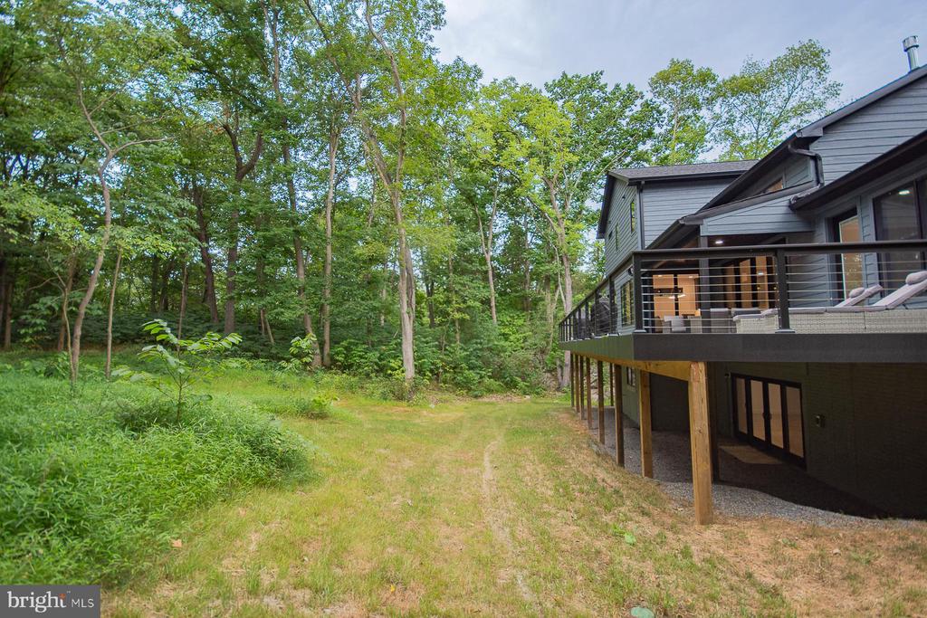 256 SWIFT RIVER WAY