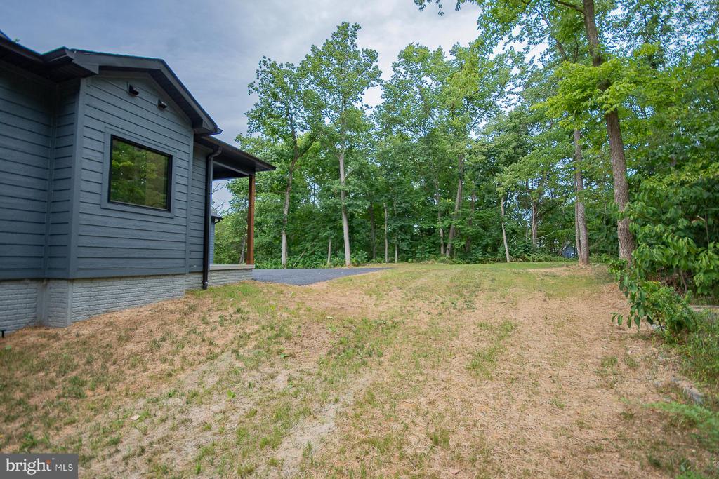 256 SWIFT RIVER WAY