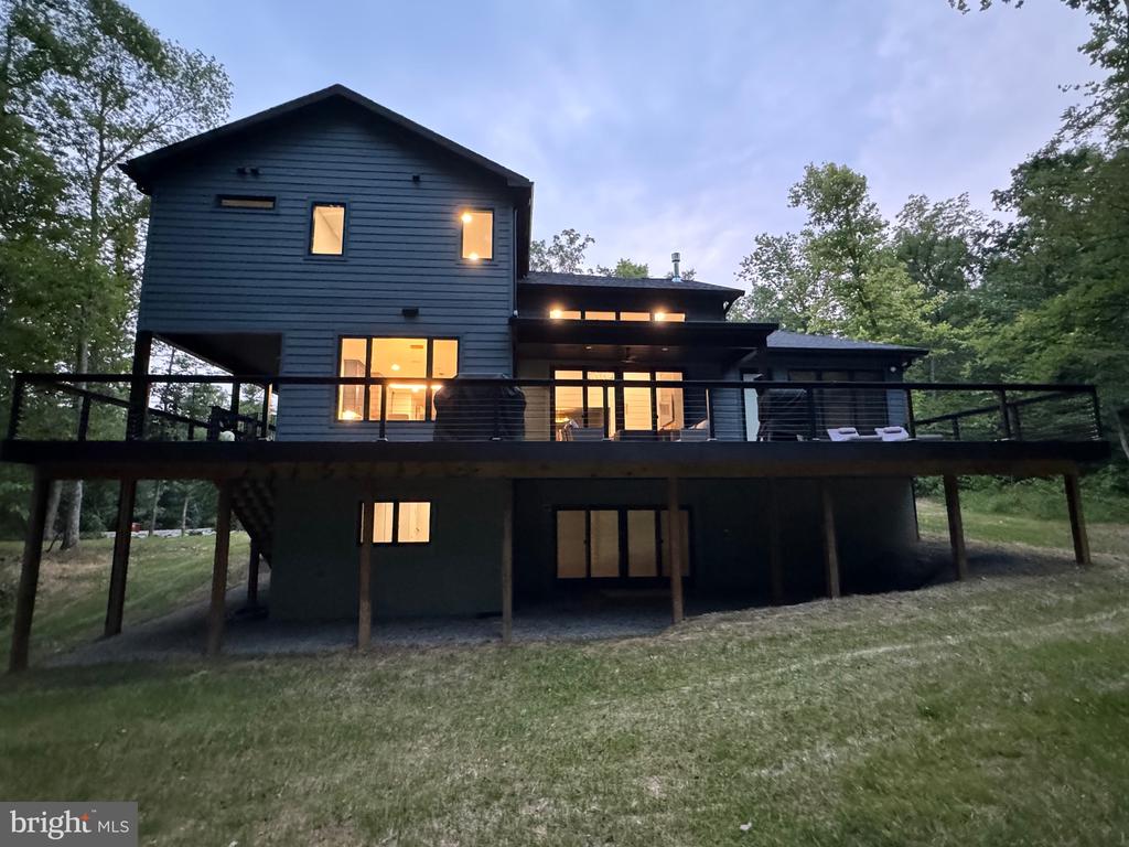 256 SWIFT RIVER WAY