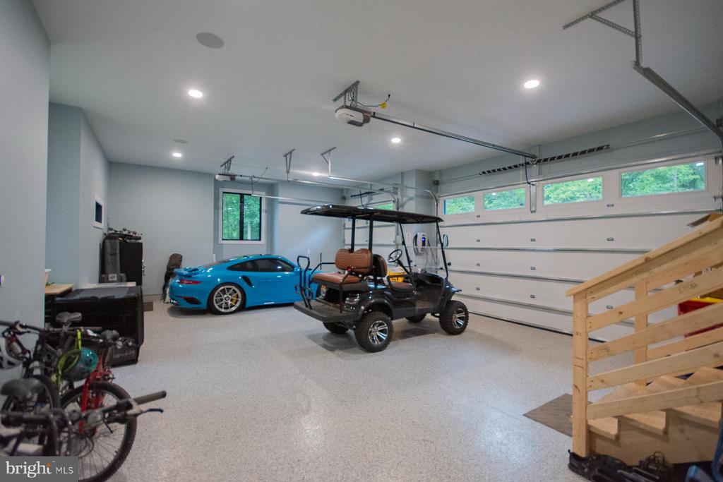 256 SWIFT RIVER WAY