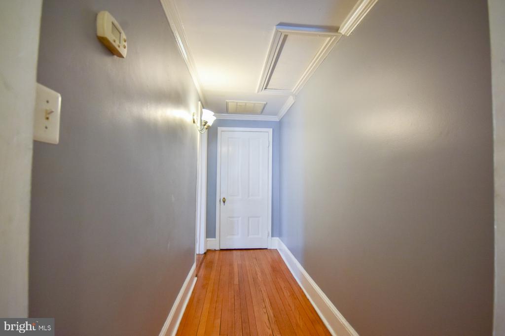 501 W KING STREET Unit: 3