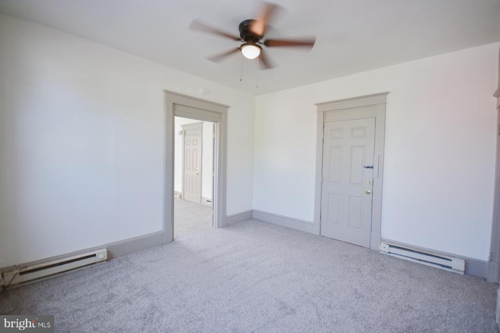 117 E MARTIN ST Unit: 2