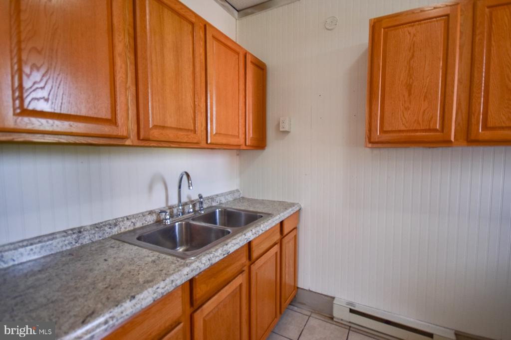 117 E MARTIN ST Unit: 2
