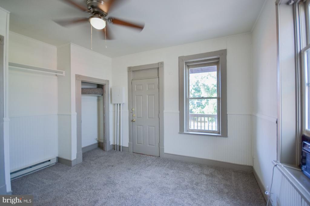 117 E MARTIN ST Unit: 2