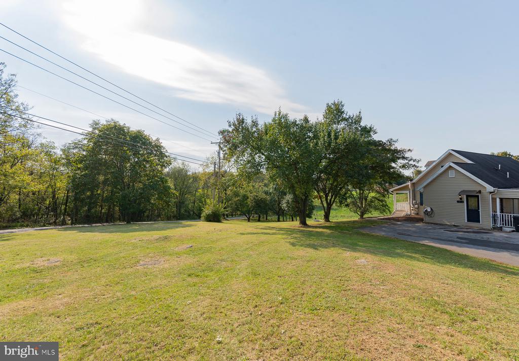 1373 LOST ROAD